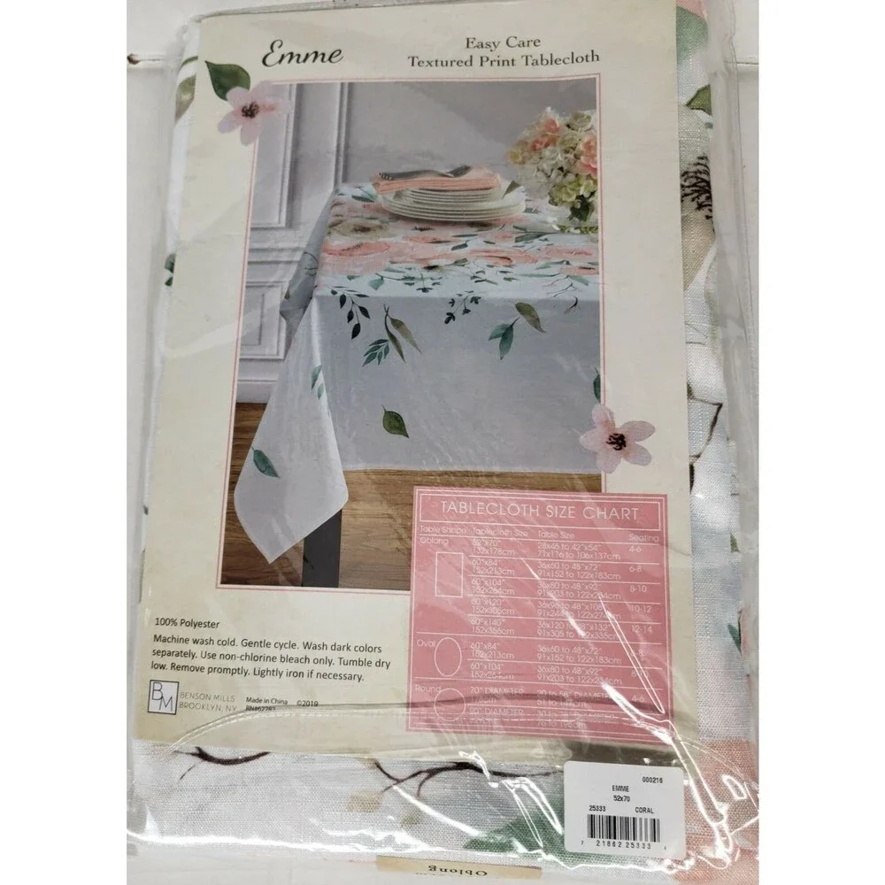 Printed Textured Tablecloth 52